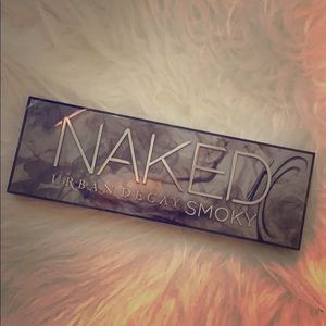 Urban Decay Smoky Palette